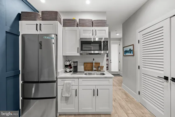 $949,000 | 1216 I Street Northeast, Unit A, Washington, DC 20002