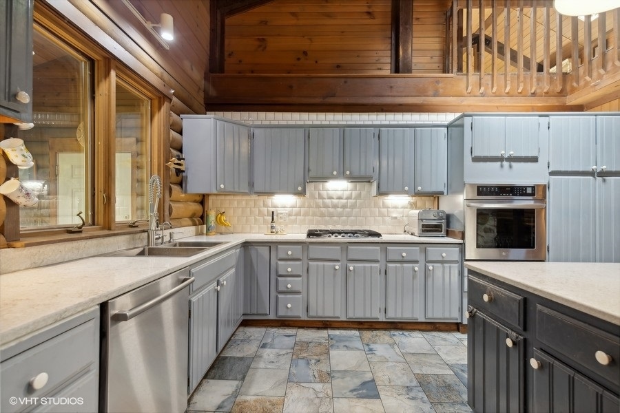 2713 Dunham Woods Road Harvard, IL 60033 - Photo 9 of 44 Gallery Image 9
