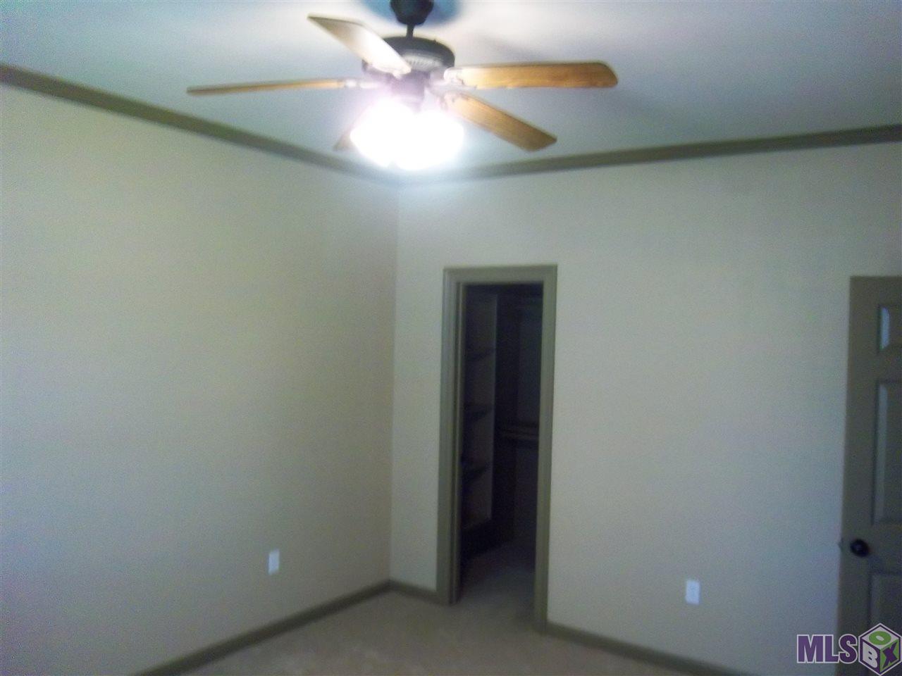 10419 Springtree Avenue Baton Rouge, LA 70810 - Photo 14 of 20 Gallery Image 14