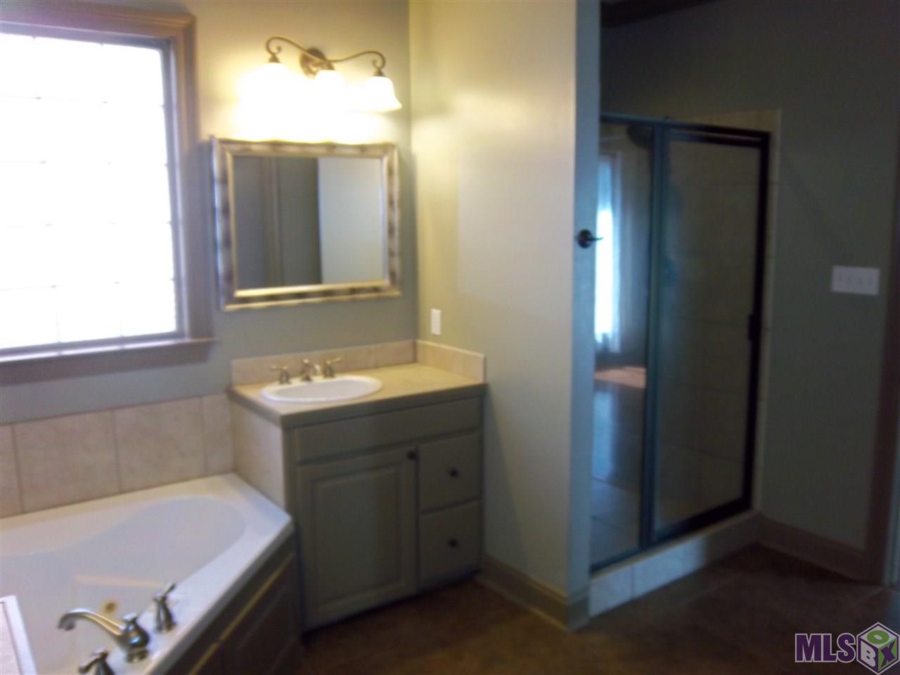 10419 Springtree Avenue Baton Rouge, LA 70810 - Photo 10 of 20 Gallery Image 10