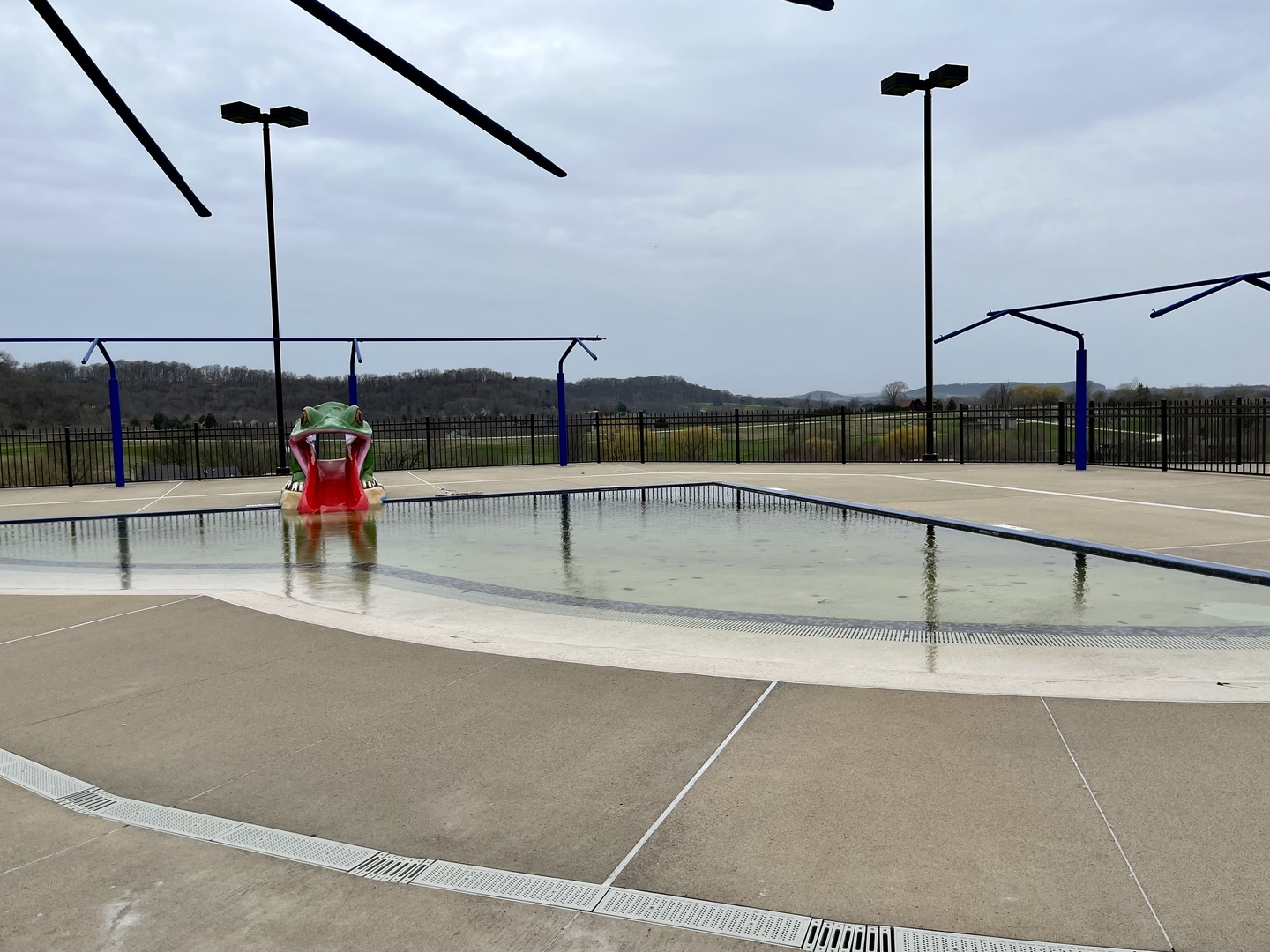 39 Shenandoah Drive Galena, IL 61036 - Photo 13 of 20 a view of a swimming pool