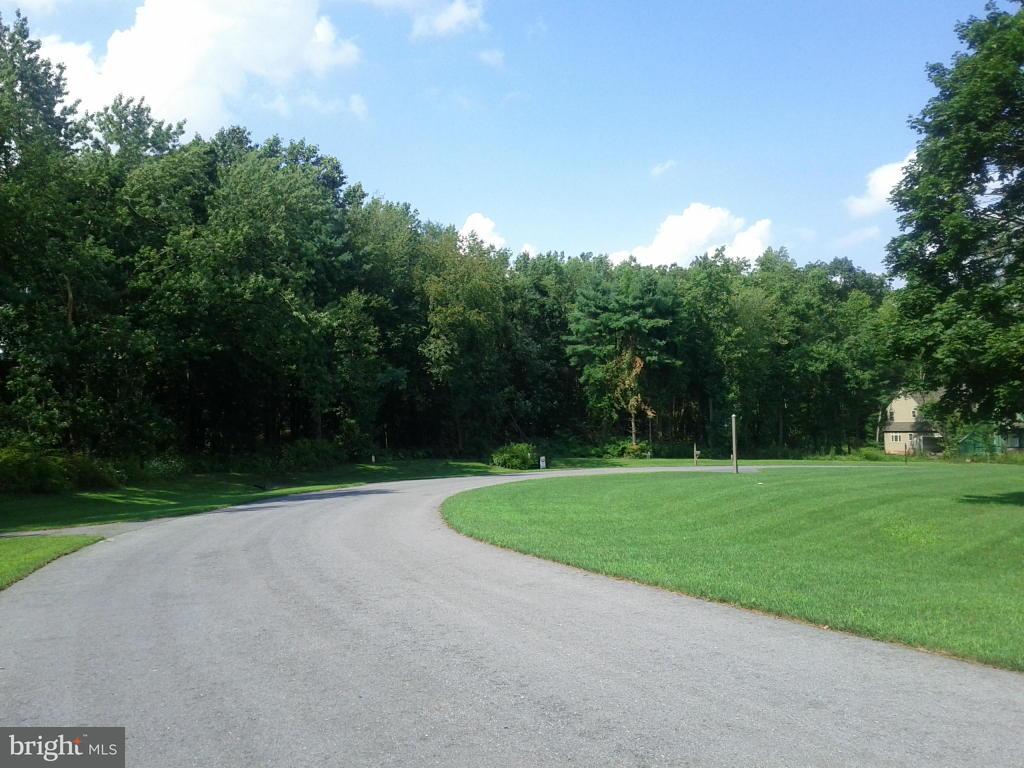 634 Quail Creek, Unit 3 Manheim, PA 17545 - Photo 7 of 11