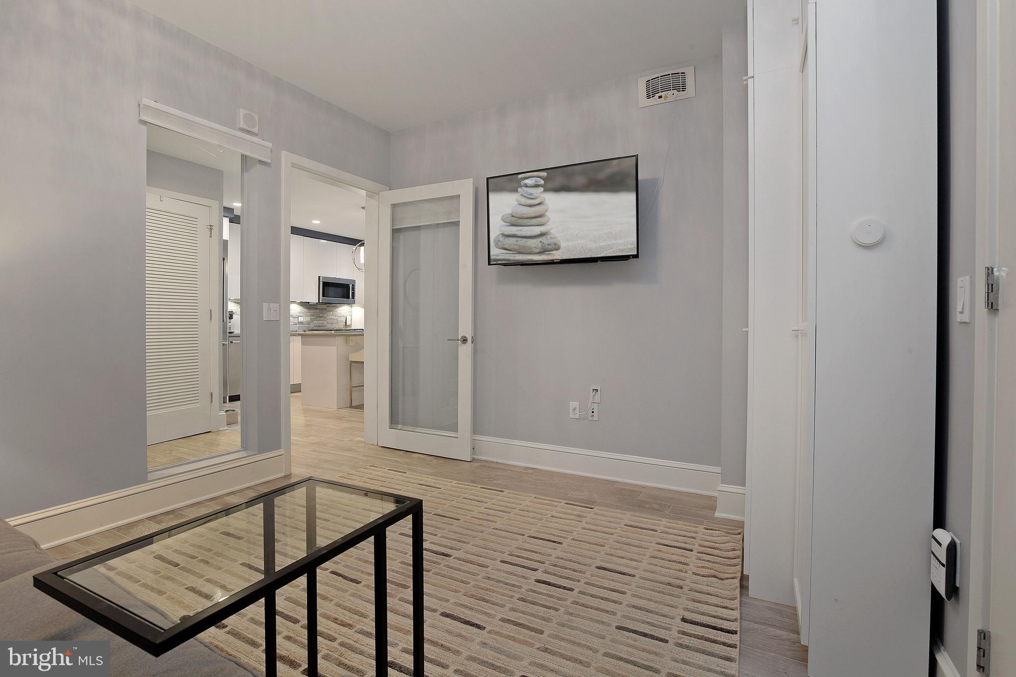 45 Sutton Square Southwest, Unit 604 Washington, DC 20024 - Photo 19 of 42
