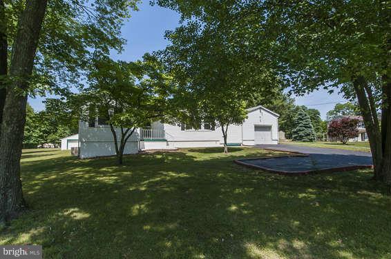 2086 Montevideo Road Hanover, MD 21076 - Photo 1 of 26 Exterior (Front)