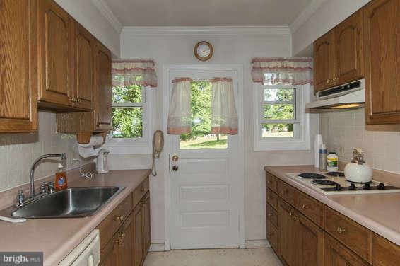 2086 Montevideo Road Hanover, MD 21076 - Photo 11 of 26 Kitchen