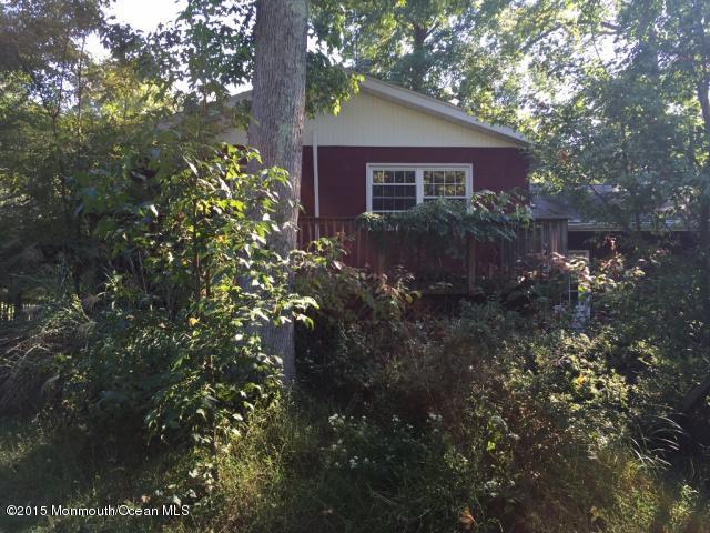 182 Peskin Road Farmingdale, NJ 07727 - Photo 4 of 7 BACK