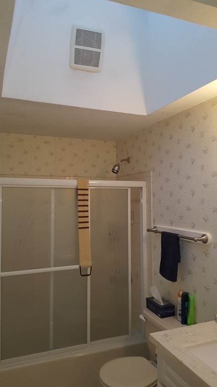 36 Whiting Road Oxford, MA 01540 - Photo 23 of 28