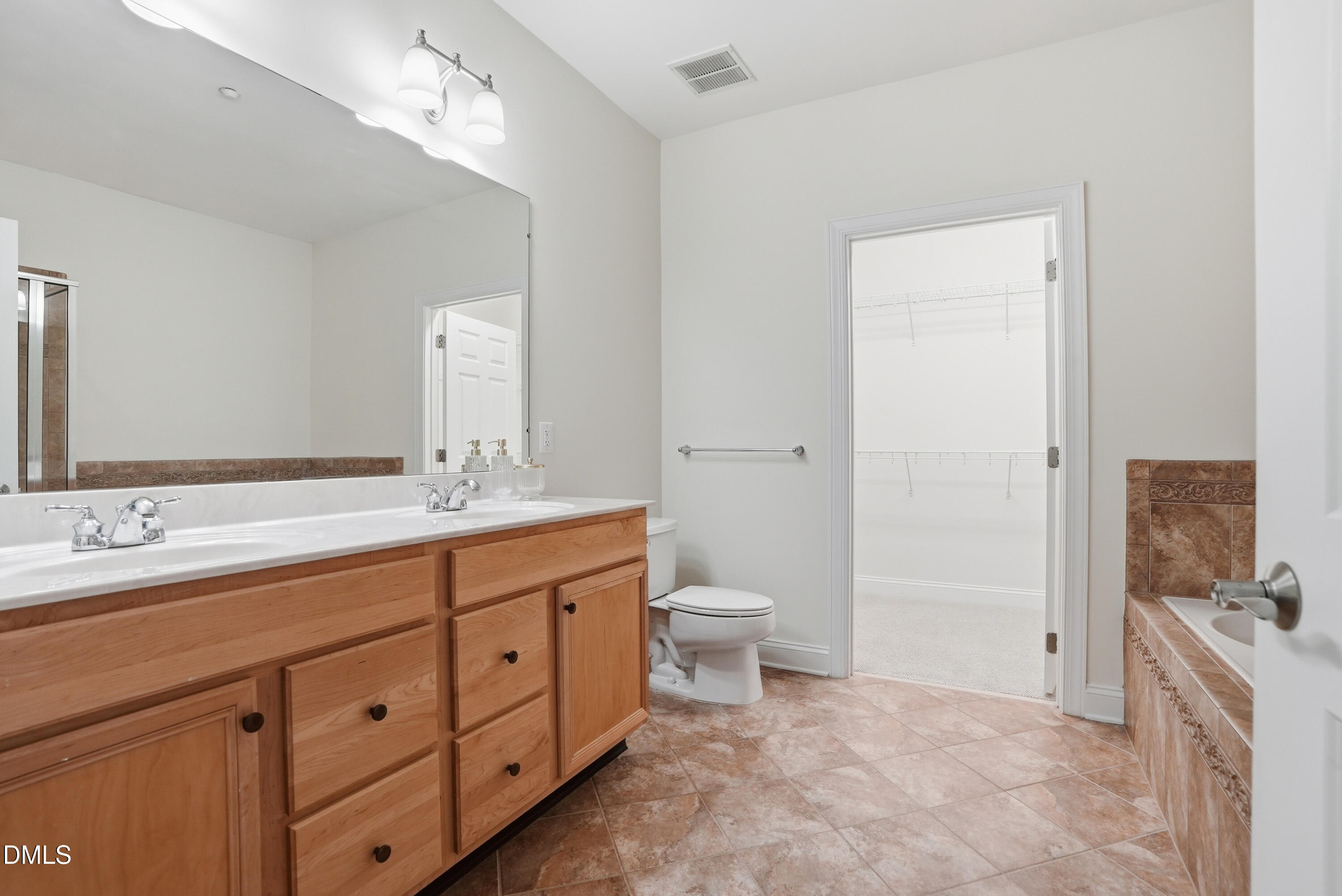 15011 Sablewood Drive, Unit 101 Raleigh, NC 27617 - Photo 21 of 33 10511 Sablewood Dr #101-43