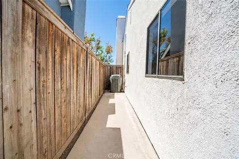 $1,295,000 | 23456 White Dove Drive, Lake Forest, CA 92630