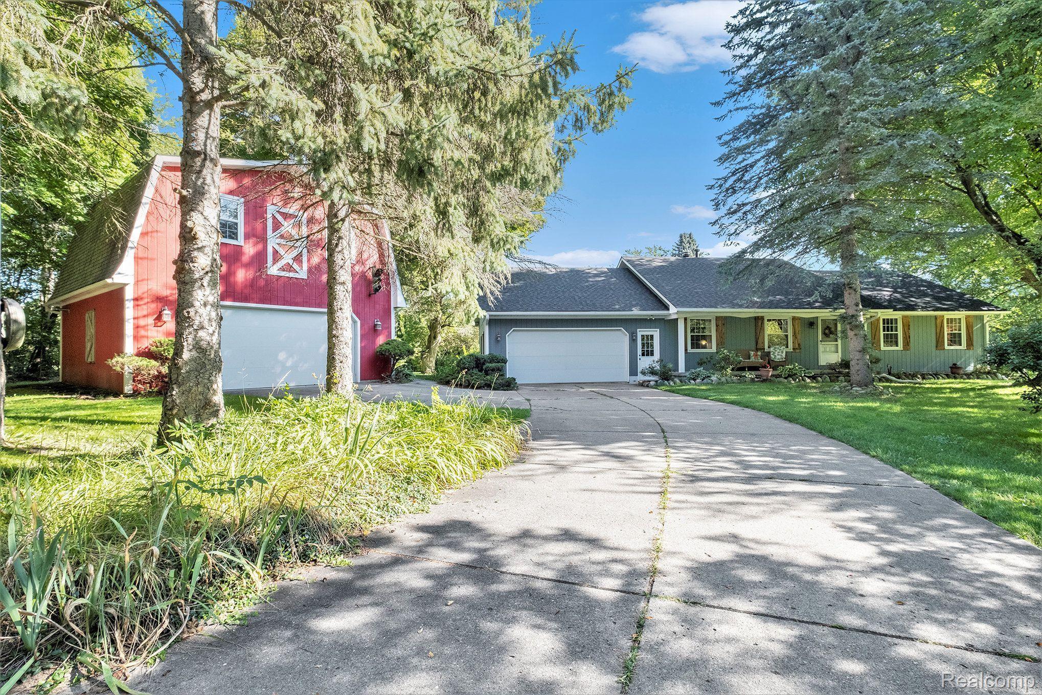 3090 Mason Road Howell, MI 48843 - Photo 1 of 33 Gallery Image 1