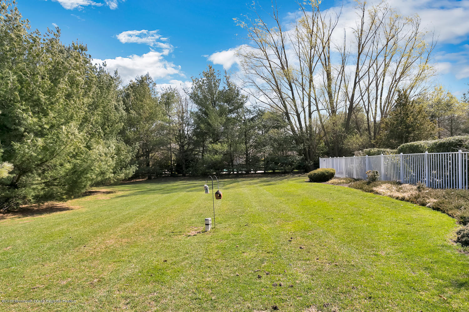 39 Rivers Edge Drive Colts Neck, NJ 07722 - Photo 43 of 45 39 Rivers Edge Dr Colts Neck-large-034-2