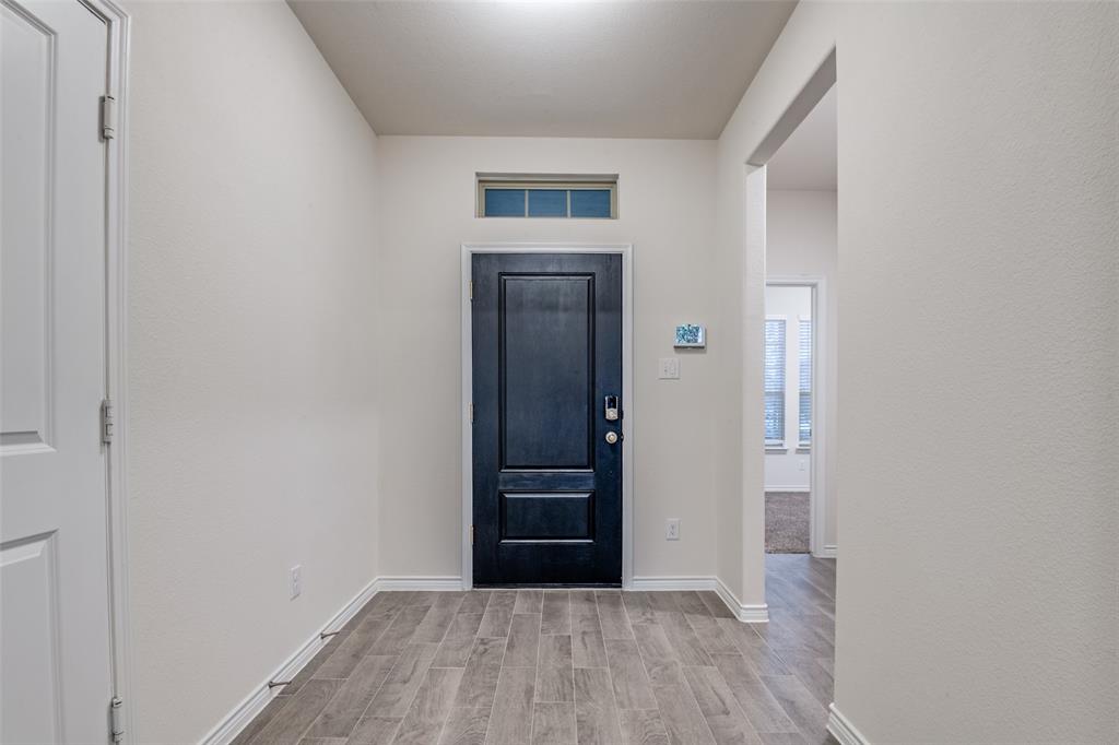 3920 Sidney Lane Forney, TX 75126 - Photo 3 of 25