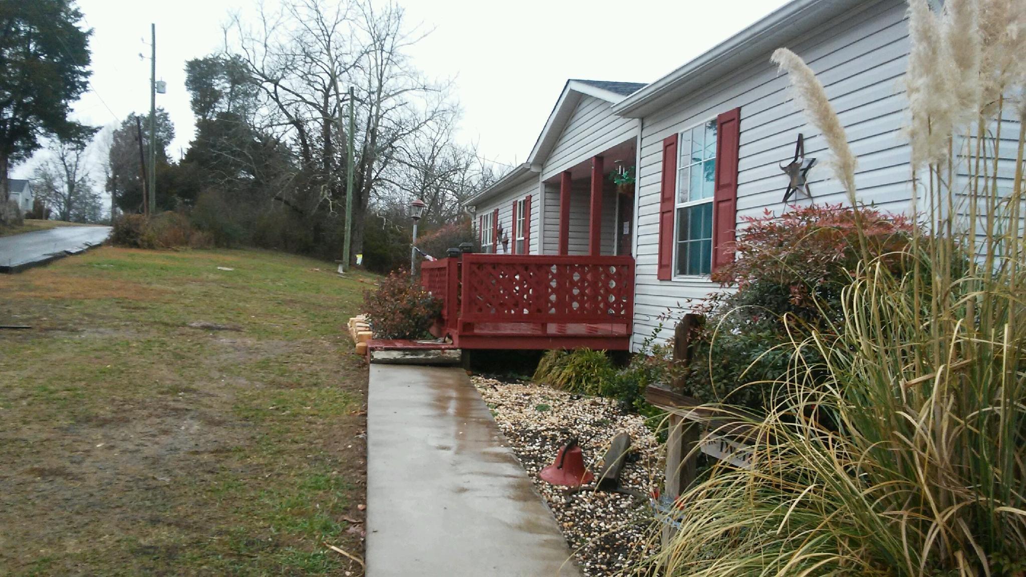 8006 Eva Road Luttrell, TN 37779 - Photo 2 of 8 8006evafr