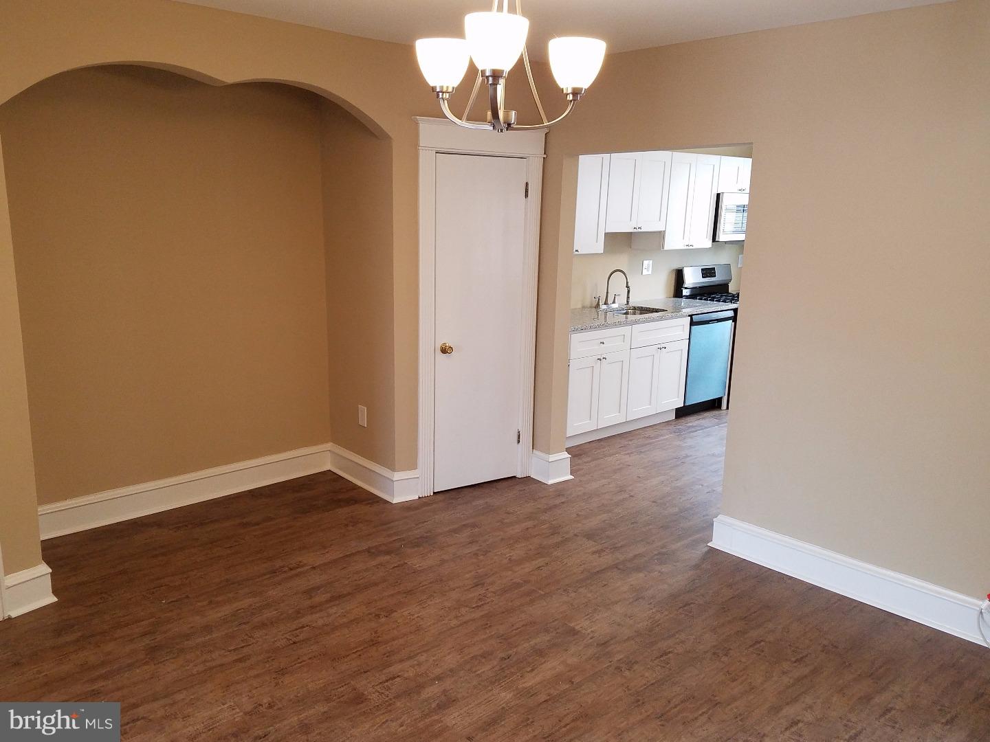 306 Bayard Road Upper Darby, PA 19082 - Photo 4 of 20 Dining Room