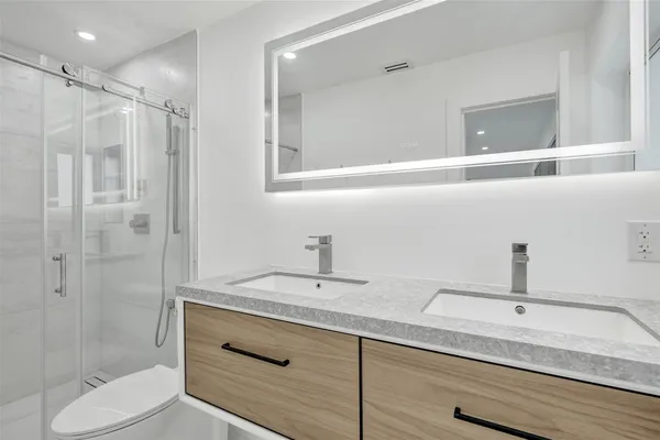 $4,800 | 1960 Southeast 5th Court, Pompano Beach, FL 33060