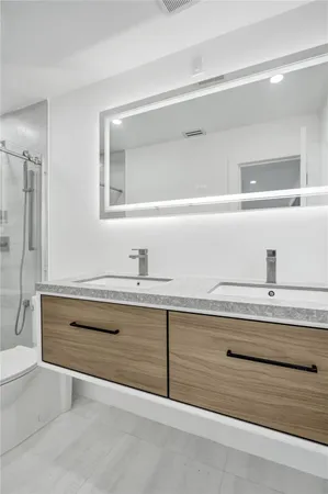 $4,800 | 1960 Southeast 5th Court, Pompano Beach, FL 33060