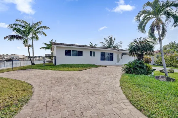 $4,800 | 1960 Southeast 5th Court, Pompano Beach, FL 33060