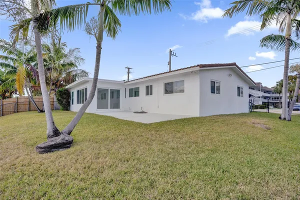 $4,800 | 1960 Southeast 5th Court, Pompano Beach, FL 33060
