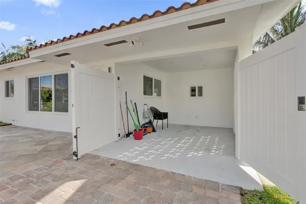 $4,800 | 1960 Southeast 5th Court, Pompano Beach, FL 33060