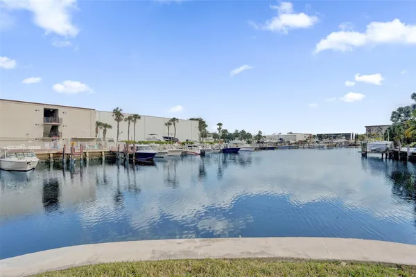 $4,800 | 1960 Southeast 5th Court, Pompano Beach, FL 33060