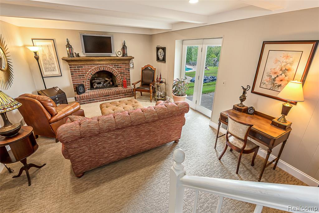 20355 Rippling Lane Northville, MI 48167 - Photo 12 of 45 Gallery Image 12