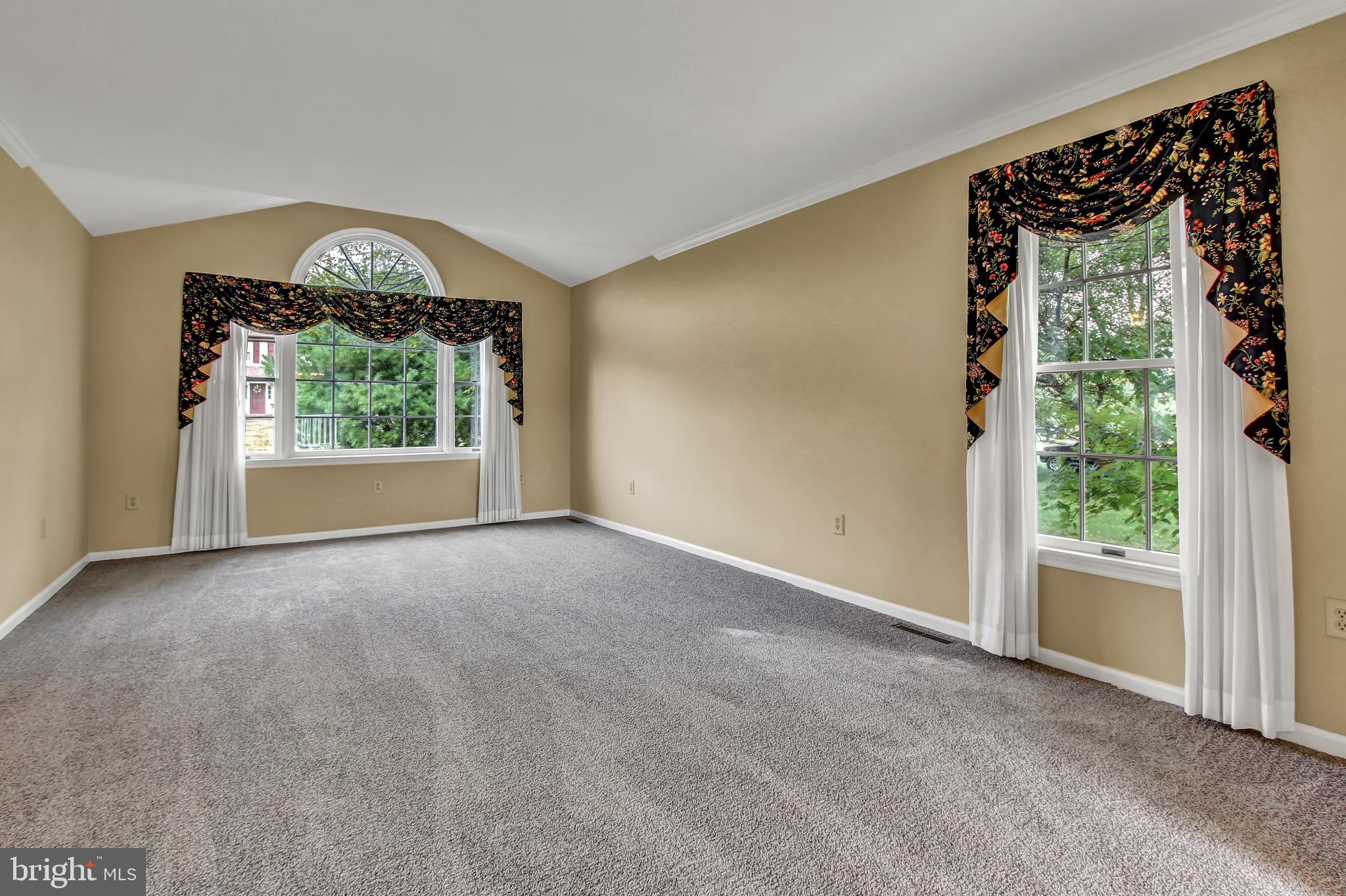 830 Dunbar Road Carlisle, PA 17013 - Photo 5 of 19 Gallery Image 5