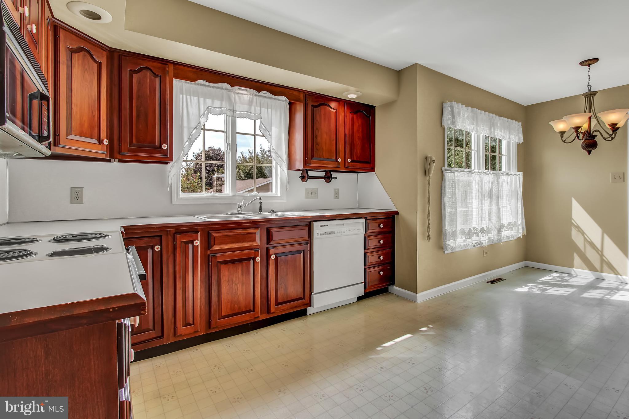 830 Dunbar Road Carlisle, PA 17013 - Photo 9 of 19 Gallery Image 9