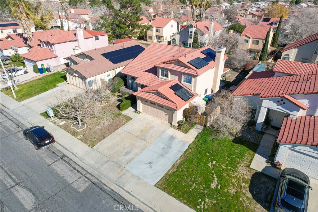 43922 Fallon Drive Lancaster, CA 93535 - Photo 34 of 36 an aerial view of a house with garden
