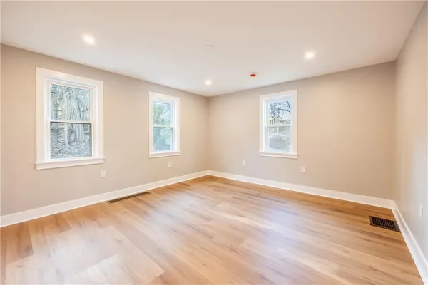 $439,000 | 5 North Park Road, Pittsburgh, PA 15229