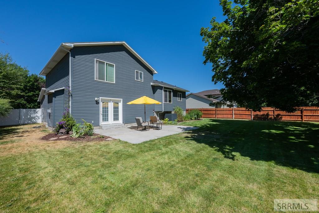 2755 Ridgecrest Drive Idaho Falls, ID 83404 - Photo 41 of 48