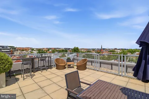 $599,900 | 1529 14th Street Northwest, Unit 202, Washington, DC 20005
