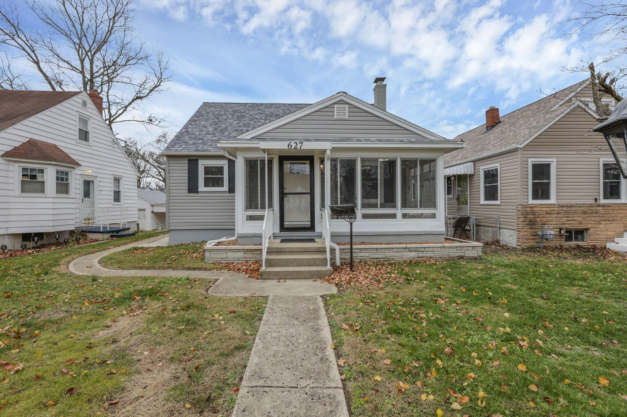 627 Harding Avenue Lancaster, OH 43130 - Photo 1 of 51 1-web-or-mls-_S5A7097