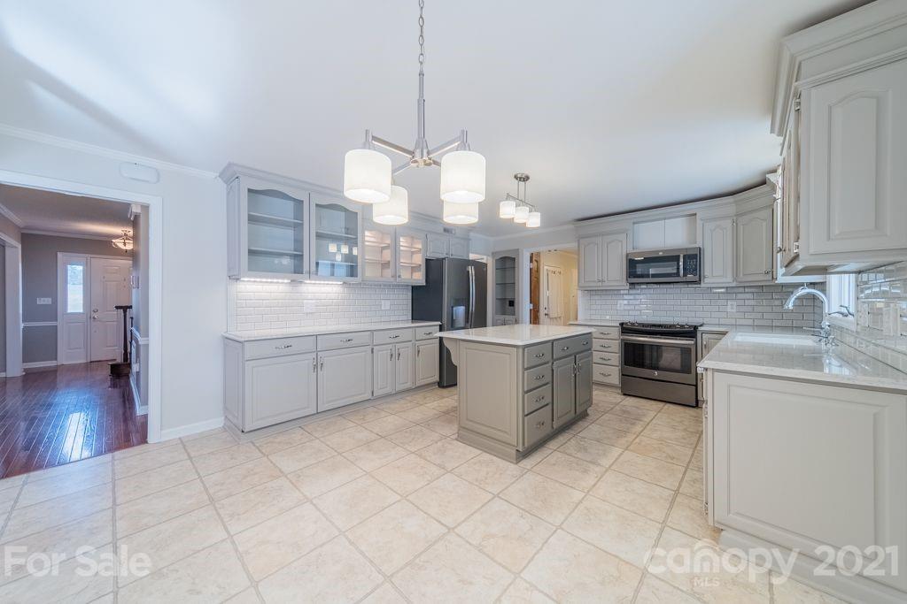 1832 Dulin Road Clover, SC 29710 - Photo 8 of 30 Gallery Image 8