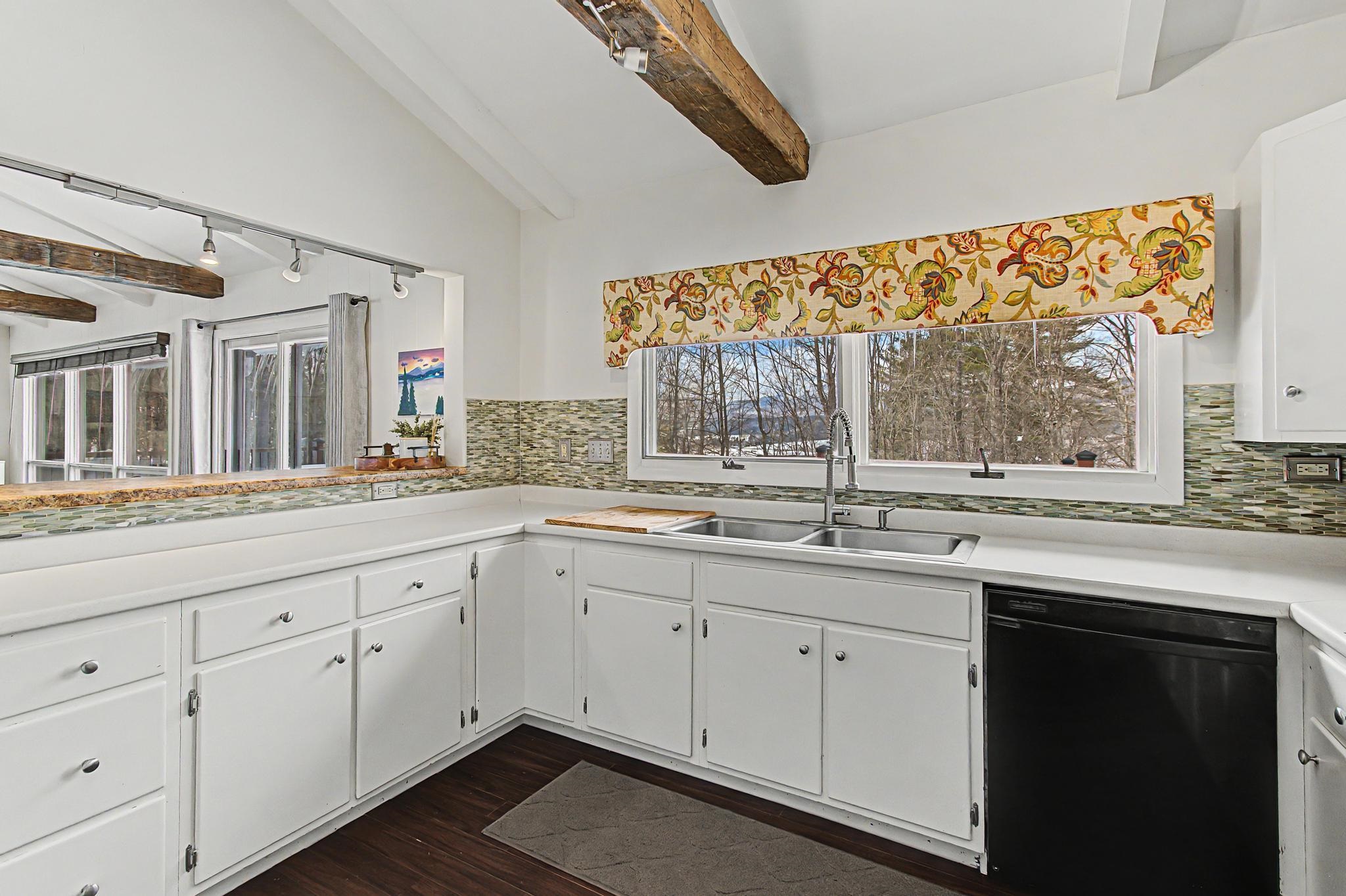 221 Brush Hill Road Stowe, VT 05672 - Photo 12 of 40