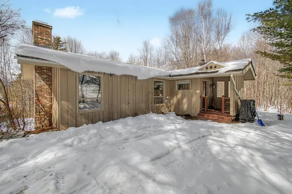 $850,000 | 221 Brush Hill Road, Stowe, VT 05672