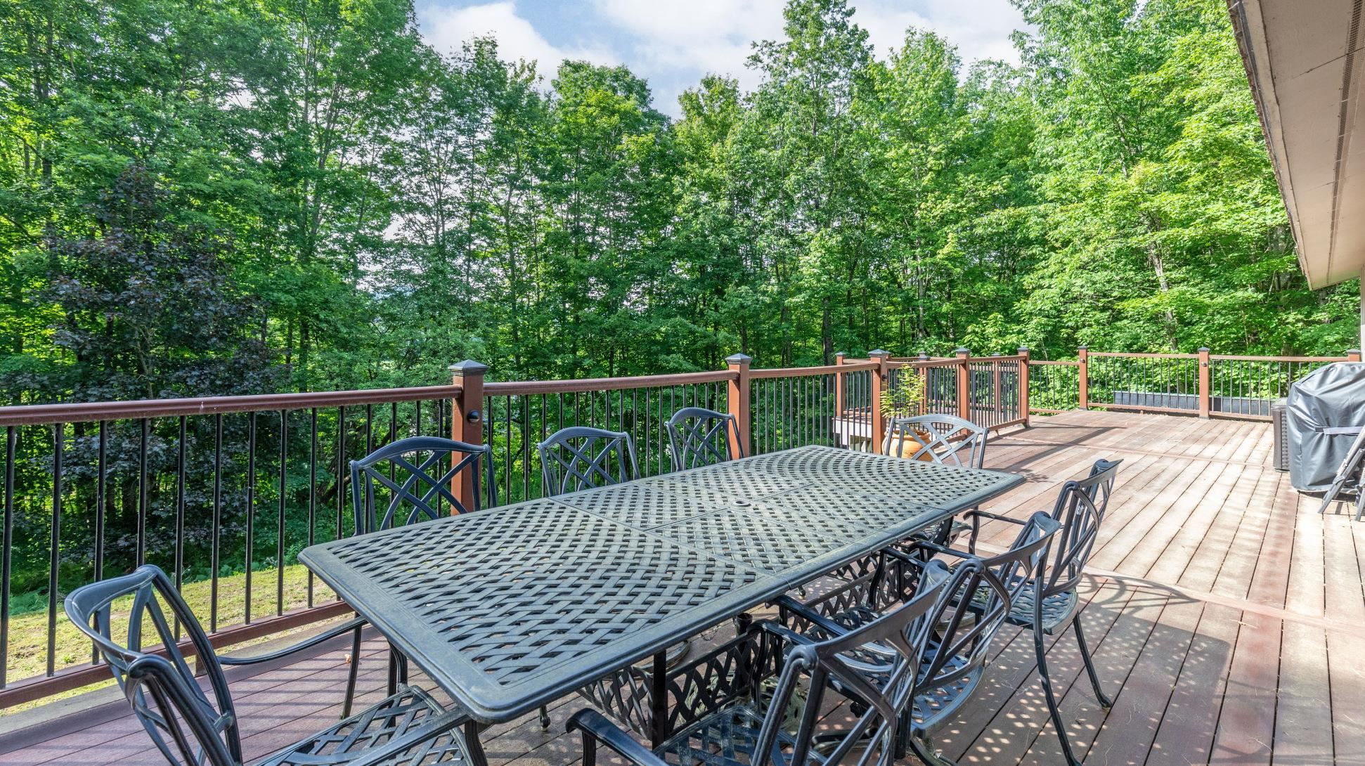 221 Brush Hill Road Stowe, VT 05672 - Photo 4 of 41