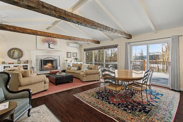 $850,000 | 221 Brush Hill Road, Stowe, VT 05672