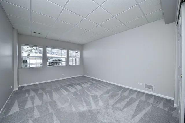 $369,000 | 141 River Mist Drive, Oswego, IL 60543