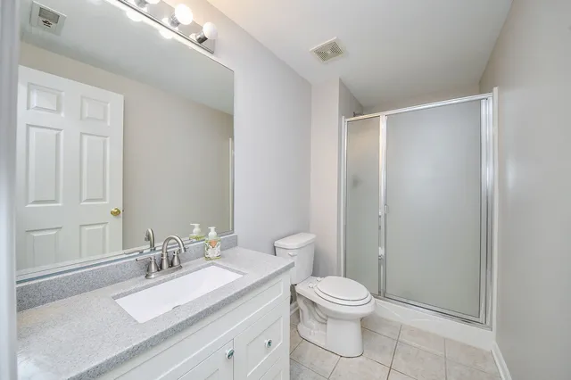 $369,000 | 141 River Mist Drive, Oswego, IL 60543