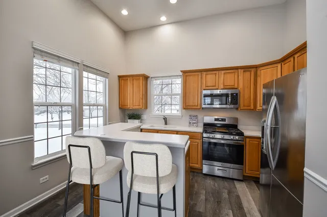 $369,000 | 141 River Mist Drive, Oswego, IL 60543