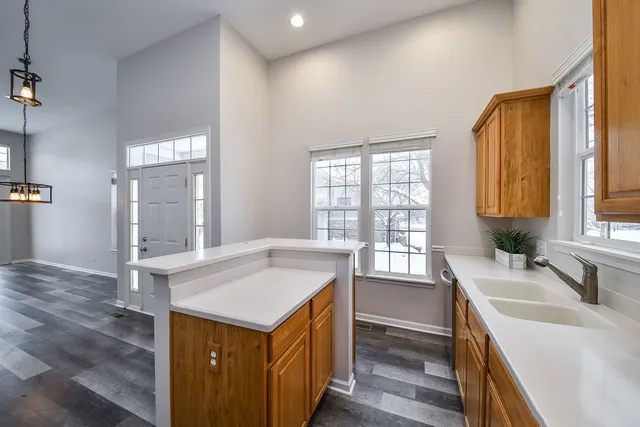 $369,000 | 141 River Mist Drive, Oswego, IL 60543