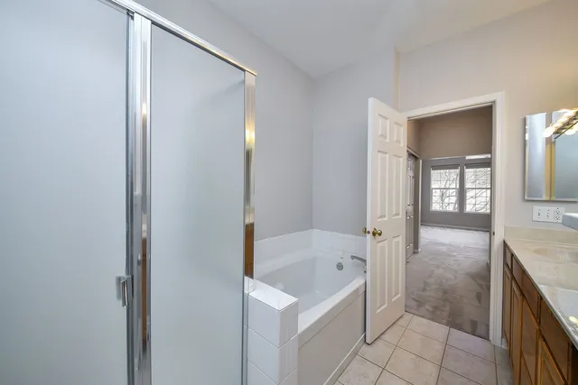 $369,000 | 141 River Mist Drive, Oswego, IL 60543