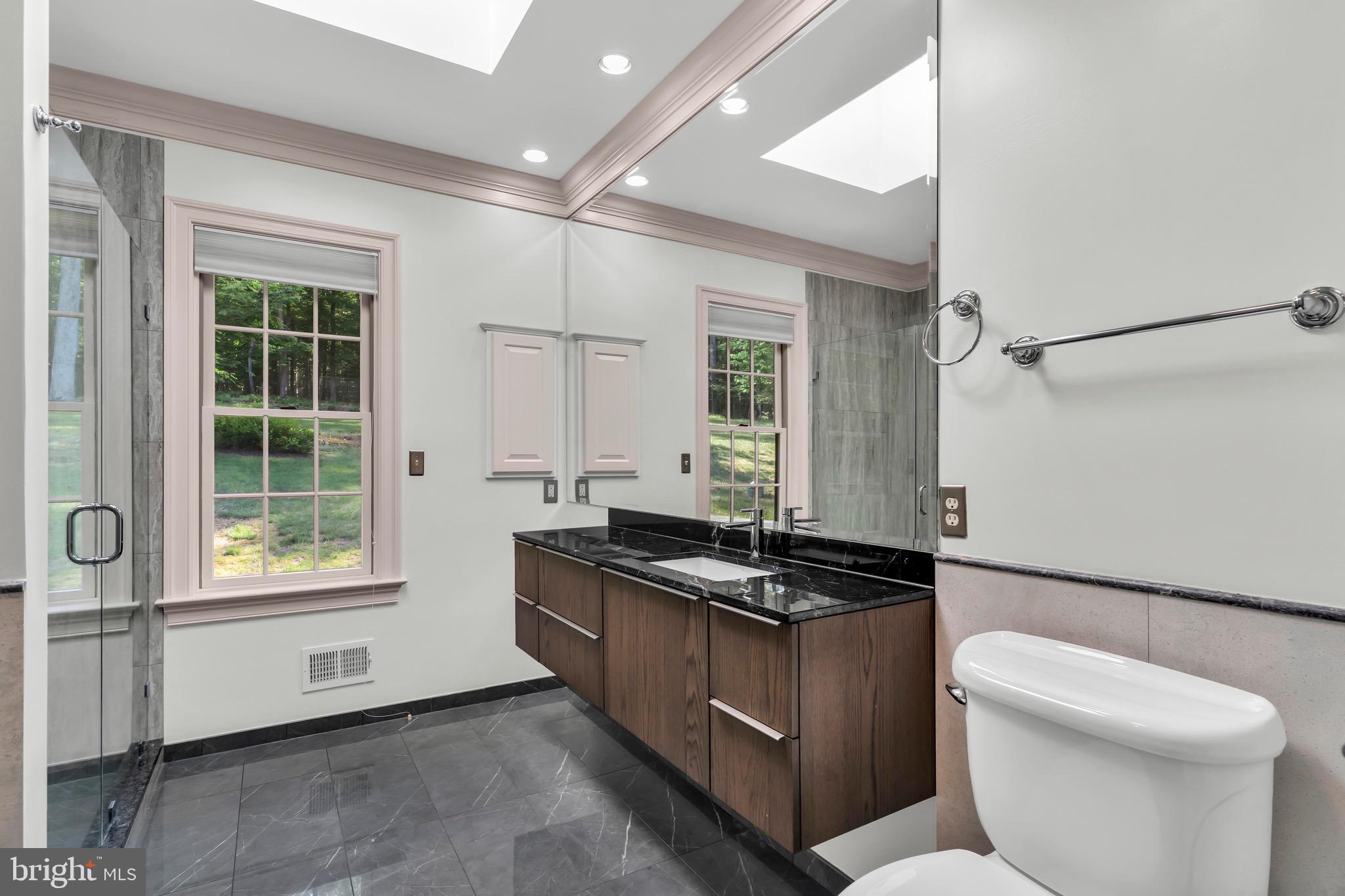 11036 Popes Head Road Fairfax, VA 22030 - Photo 28 of 49