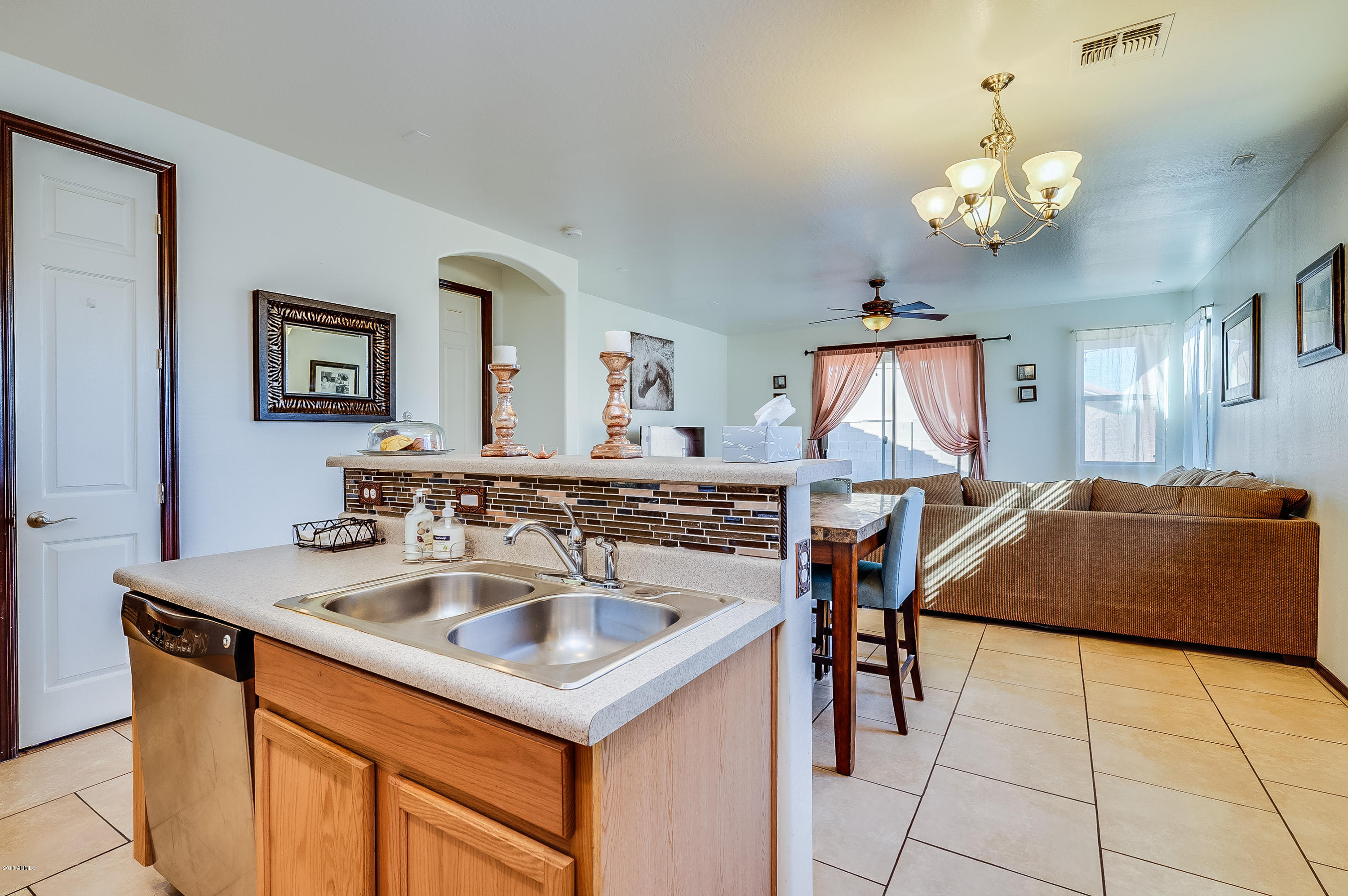 2518 West Beverly Rd. Phoenix, AZ 85041 - Photo 21 of 48 Beverly-24