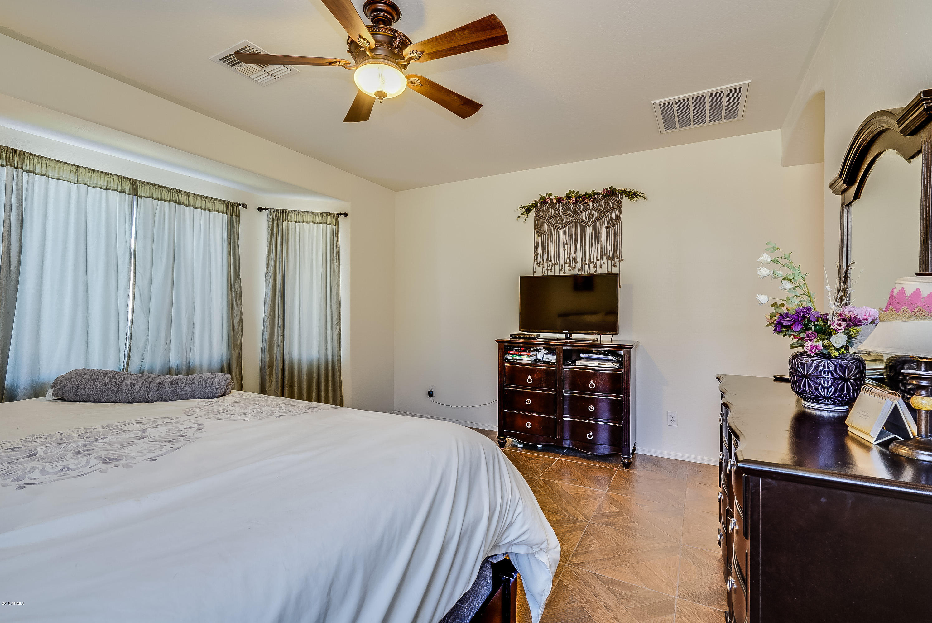 2518 West Beverly Rd. Phoenix, AZ 85041 - Photo 44 of 48 Beverly-52
