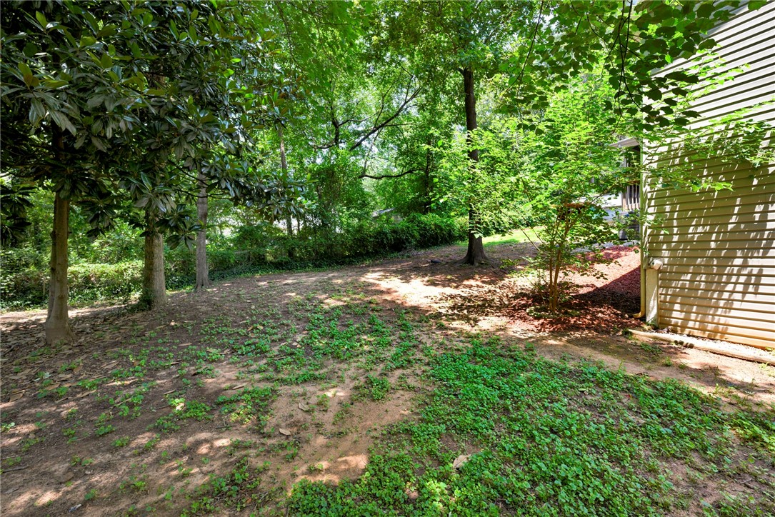 1862 Sequoya Way Seneca, SC 29672 - Photo 5 of 35 Gallery Image 5