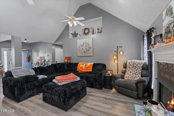 $365,000 | 1416 East Church Street, Greeneville, TN 37743