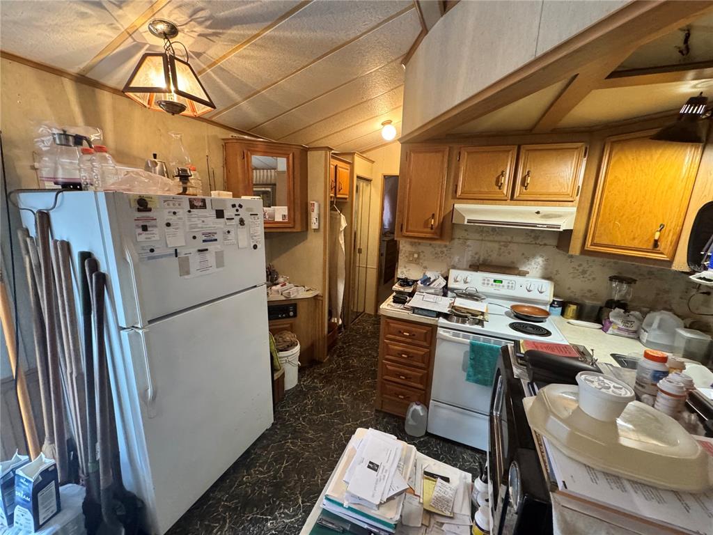 17528 Coyote Road Hudson, FL 34667 - Photo 34 of 60