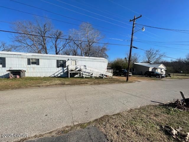 251 Reeves Street Lexington, TN 38351 - Photo 3 of 7 thumbnail (3)
