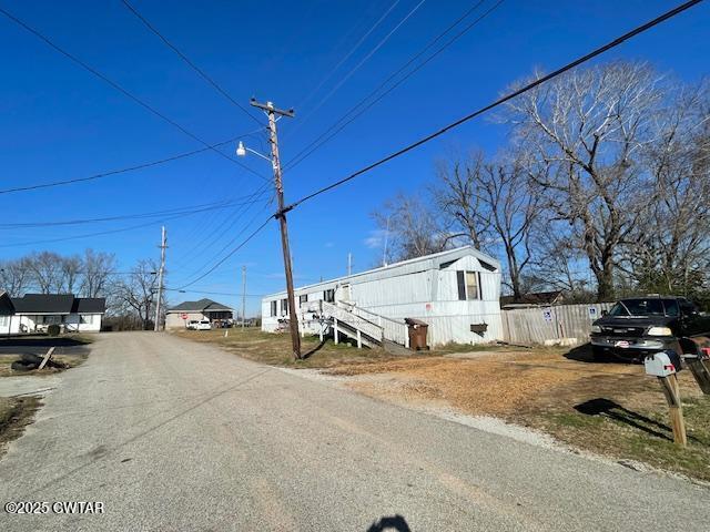 251 Reeves Street Lexington, TN 38351 - Photo 6 of 7 thumbnail (55)